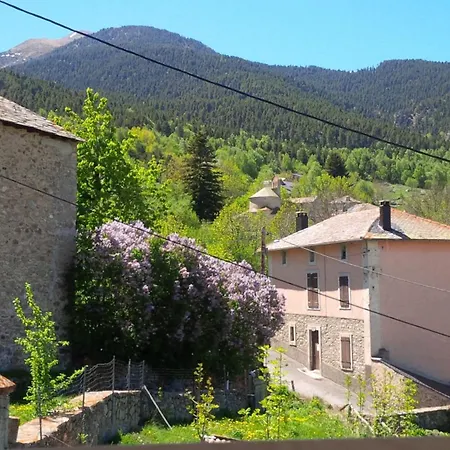 Grande Maison De - Montagne Pyrenees Planes